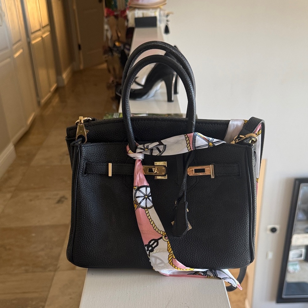 Black Hermes